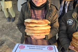 Ekmek Dağıtımı