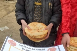 Ekmek Dağıtımı