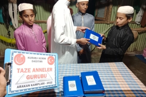 KURAN I KERİM DAĞITIMI