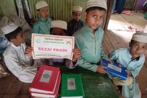 KURAN I KERİM DAĞITIMI