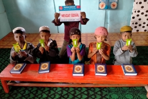 KURAN I KERİM DAĞITIMI