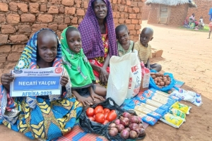 “Kim bir müminin dünya sıkıntılarından birini giderirse, Allah da onun ahiret sıkıntılarından birini giderir.”